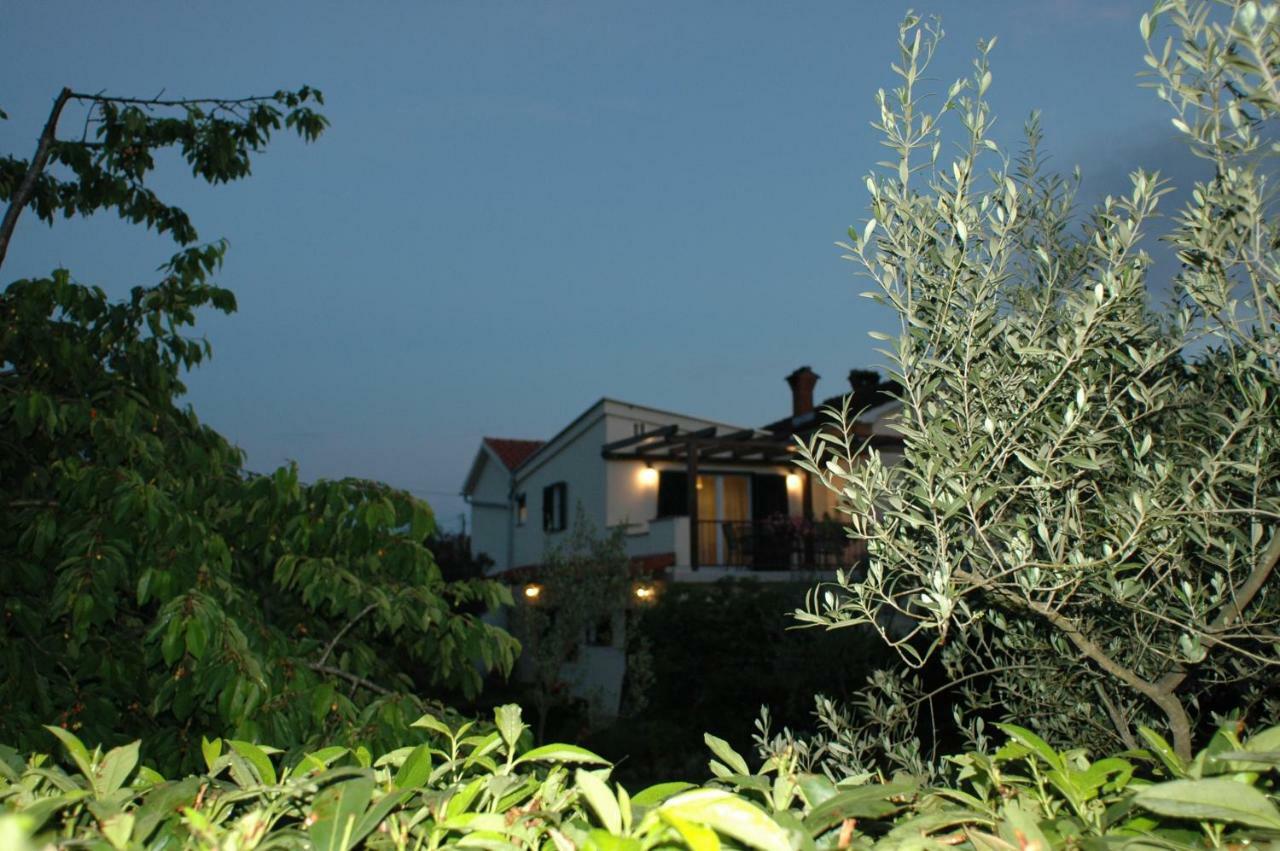 House Villa Mare Malinska Exteriör bild